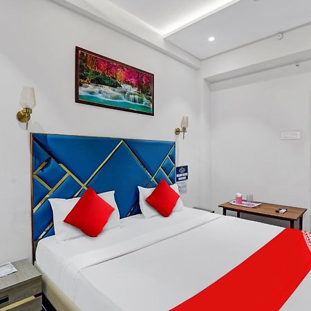 Hotel O Shree Palace Utrān 외부 사진