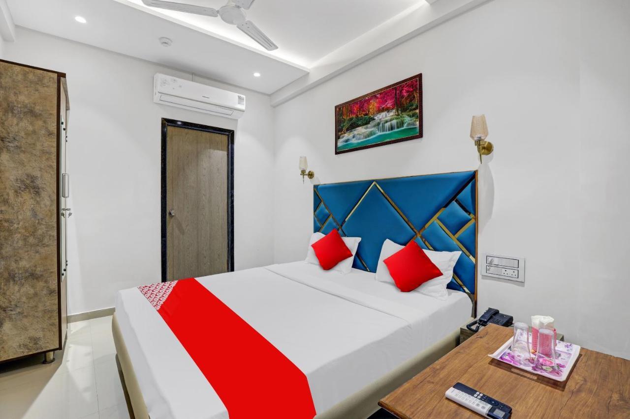 Hotel O Shree Palace Utrān 외부 사진