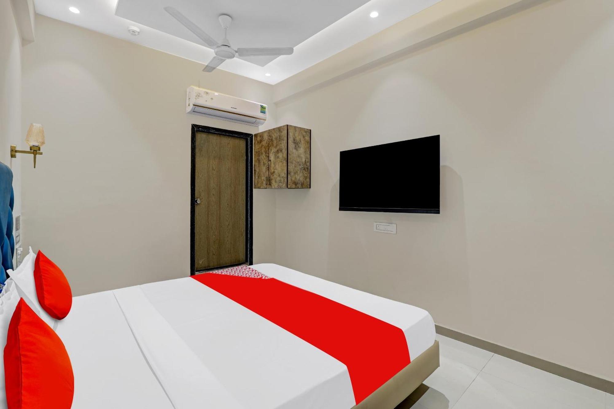 Hotel O Shree Palace Utrān 외부 사진