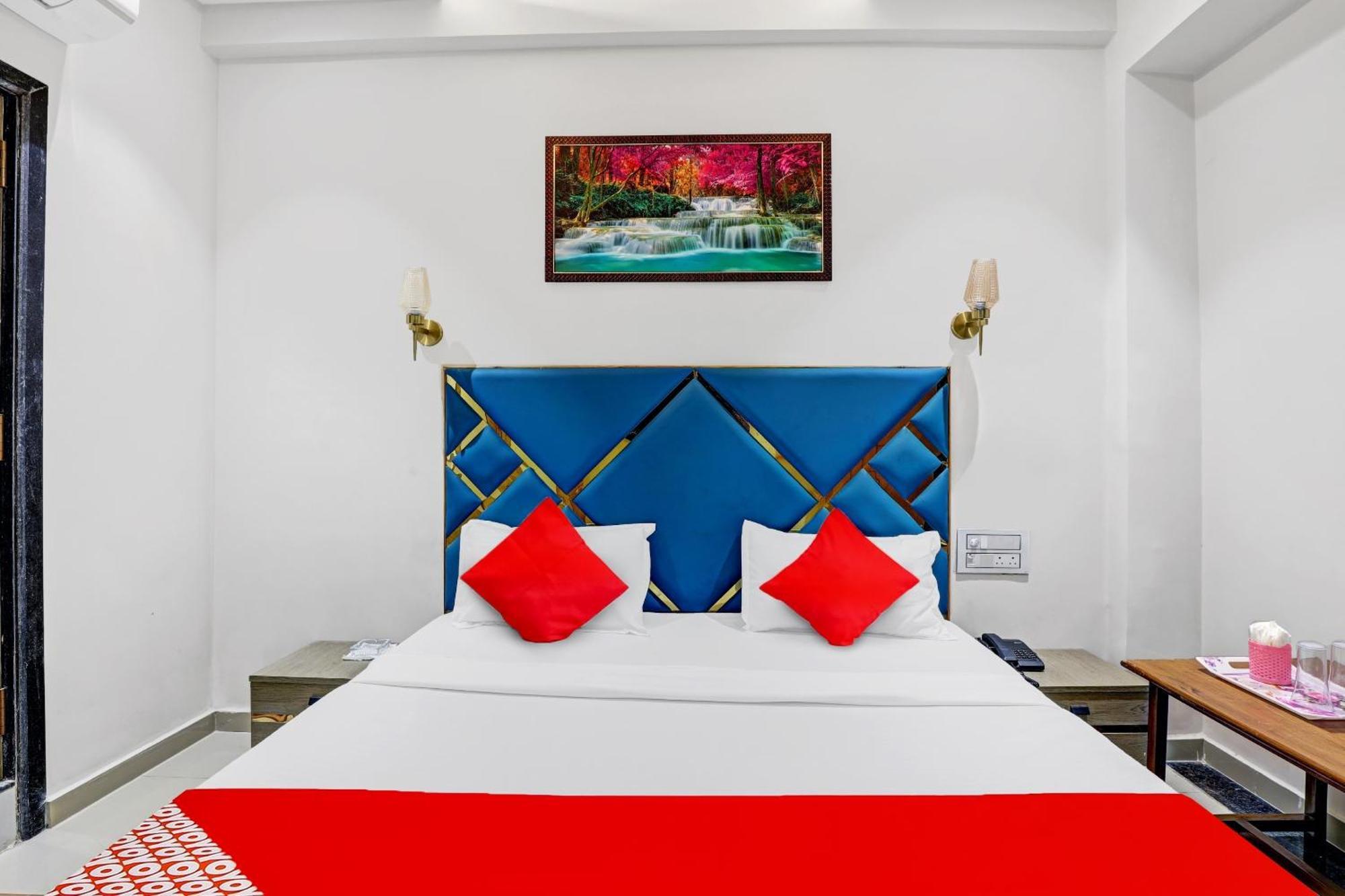 Hotel O Shree Palace Utrān 외부 사진
